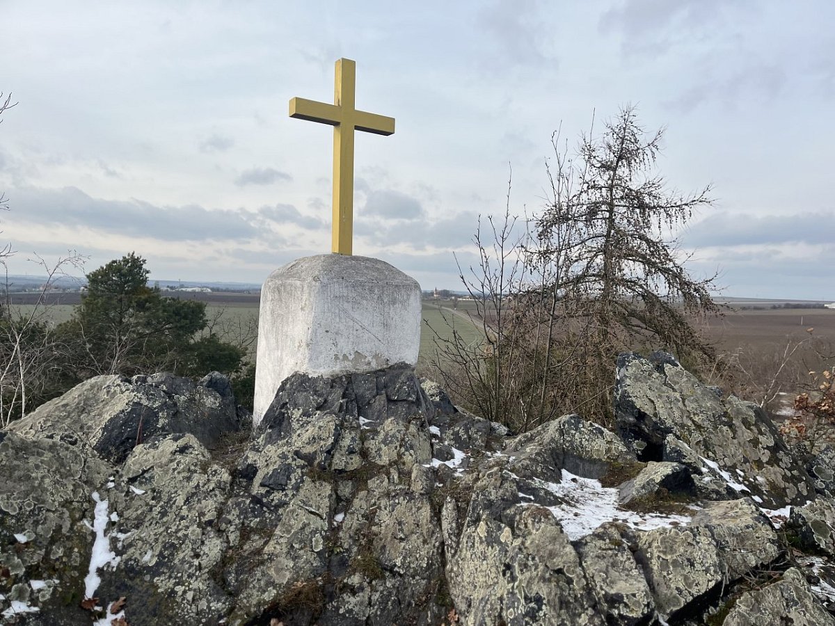 Kamýk (333&nbsp;m)