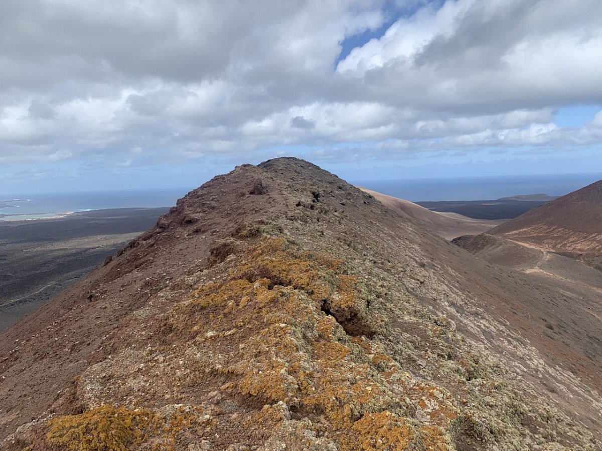 Montaña de dos Picos (256&nbsp;m)