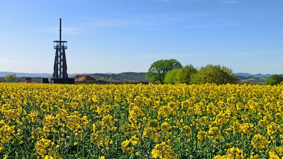 Blahutovický vrch (331&nbsp;m)
