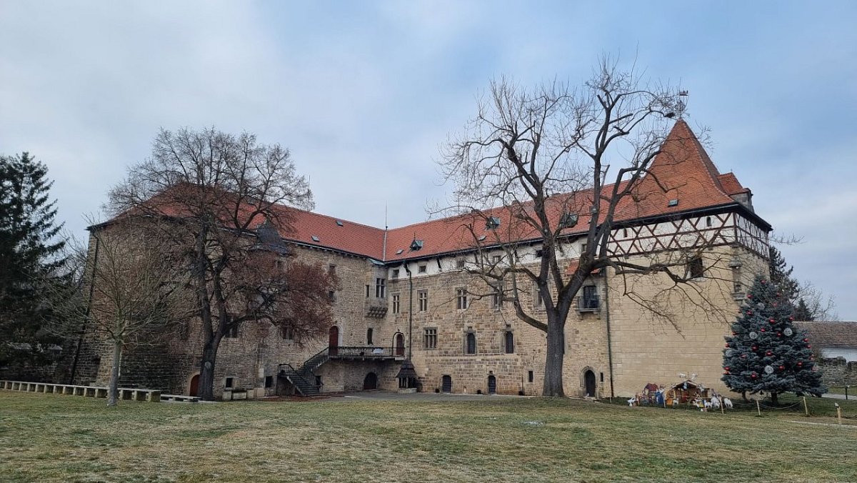 Budyně nad Ohří - hrad (164&nbsp;m)
