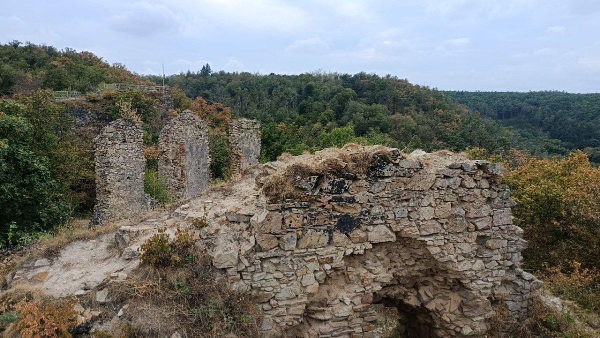 Templštejn - zřícenina hradu (365&nbsp;m)