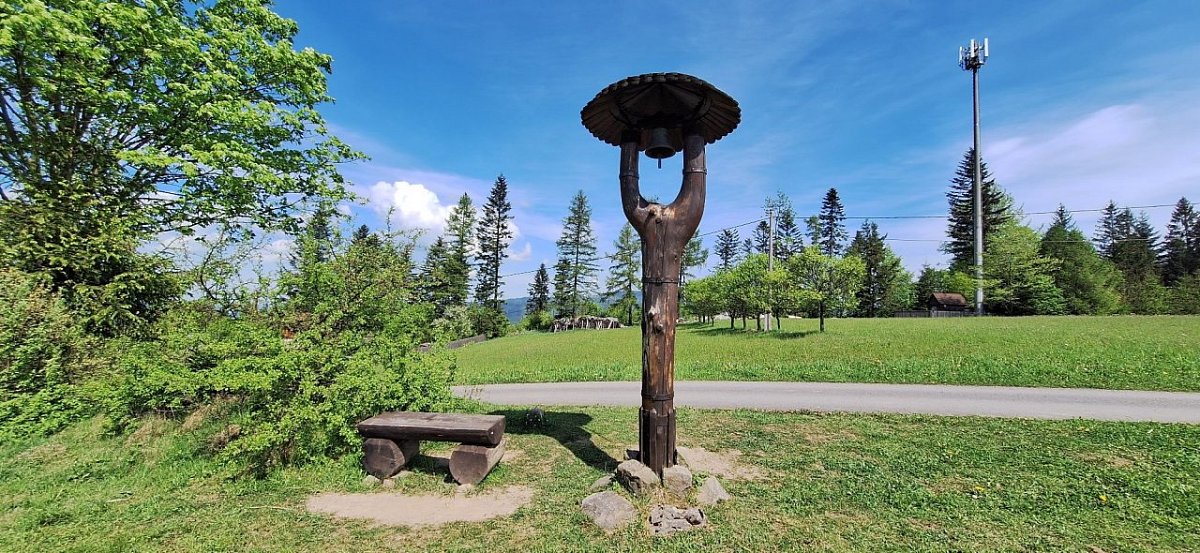 Zvonička u Komorovského Grúně (668&nbsp;m)