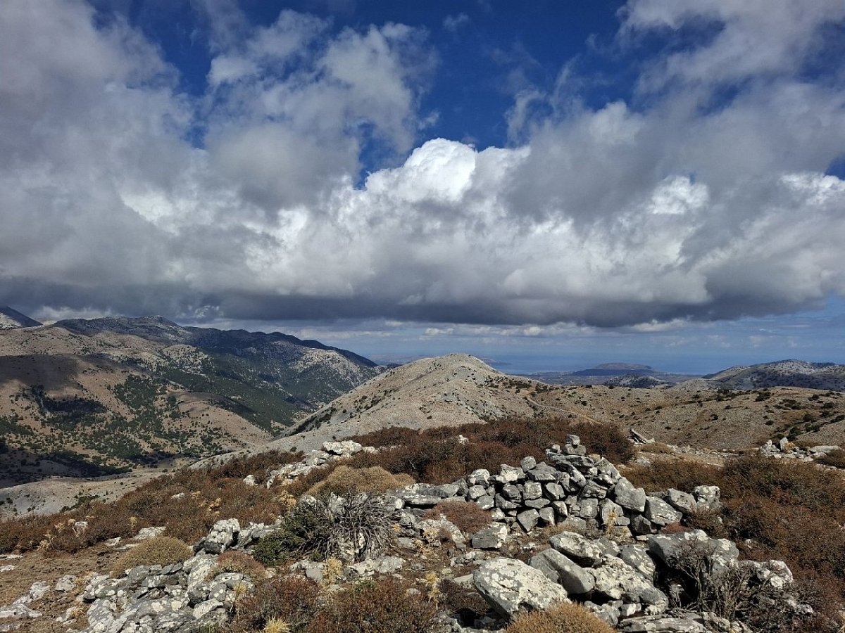 Ακώνες (1243&nbsp;m)