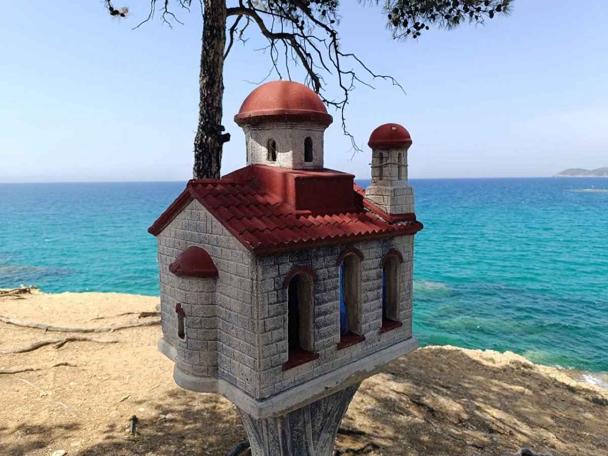 Ακρ. Πευκάρι (5&nbsp;m)