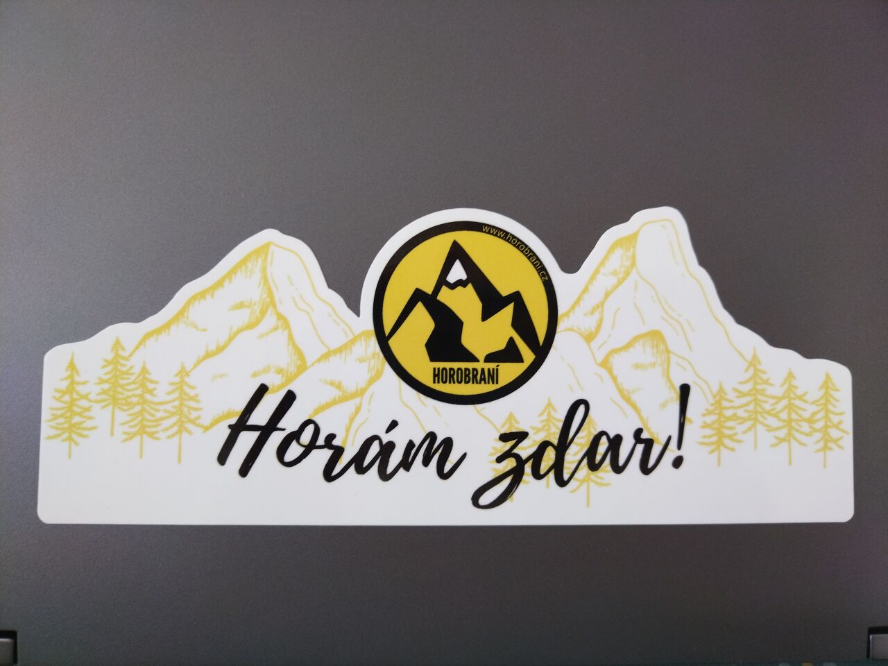Samolepka Horám zdar!